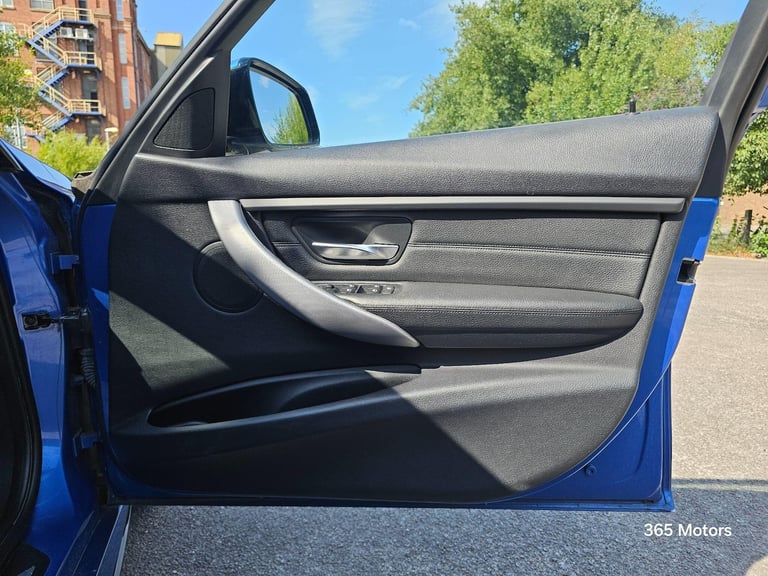 2013 BMW 3 Series 3.0 330d M Sport Auto Euro 5 (s/s) 4dr SALOON Diesel Automatic