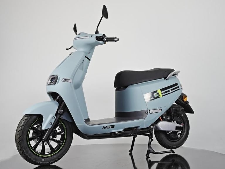 MGB G1 50cc Moped Scooter 2000W Electric Bosch Motor