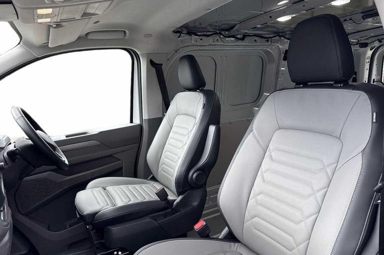 2025 Volkswagen Transporter T28 Panel Van Commerce Pro SWB 150 PS 2.0 TDI 8sp Automatic Van DIESE...