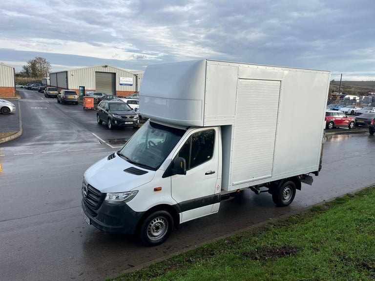 image for Mercedes-Benz Sprinter 314cdi MWB LUTON WITH TAIL LIFT, 69REG, ONE OWNER 