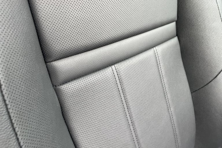 2025 Land Rover Range Rover Evoque 1.5 P270e Dynamic SE 5dr Auto ESTATE PETROL/ELECTRIC Automatic