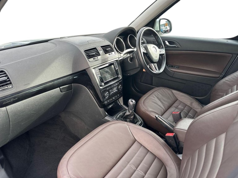 2016 Skoda Yeti Skoda Yeti 1.4TSI Laurin &amp; Klement Outdoor 5dr 4X4 Estate Petrol Manual