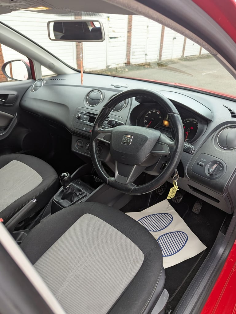 Seat, IBIZA, Hatchback, 2014, Manual, 1390 (cc), 5 doors