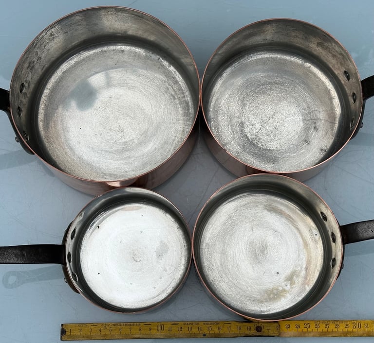 VINTAGE FRENCH COPPER PANS, SET OF FOUR LINED SAUCEPANS, 18-12cm - FABRICATION FRANCAIS - WILL POST!