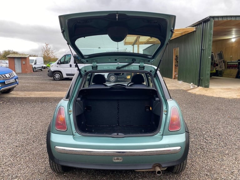 2002 MINI Hatch 1.6 One 3dr HATCHBACK PETROL Manual