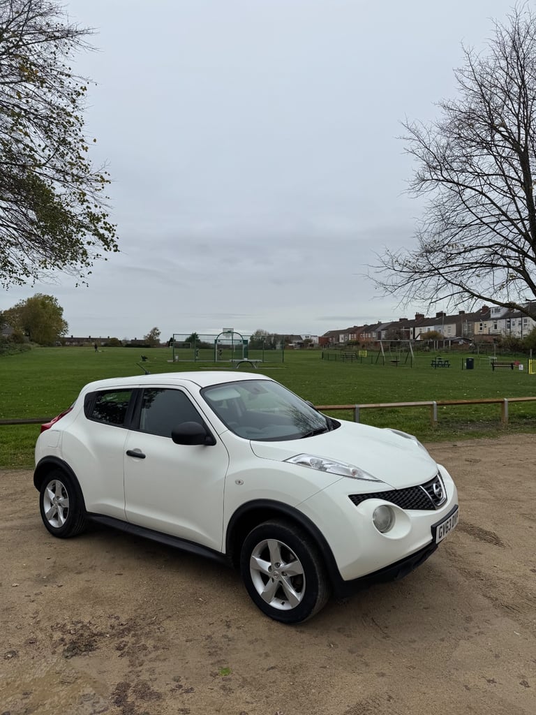 Nissan, JUKE, Hatchback, 2014, Manual, 1461 (cc), 5 doors