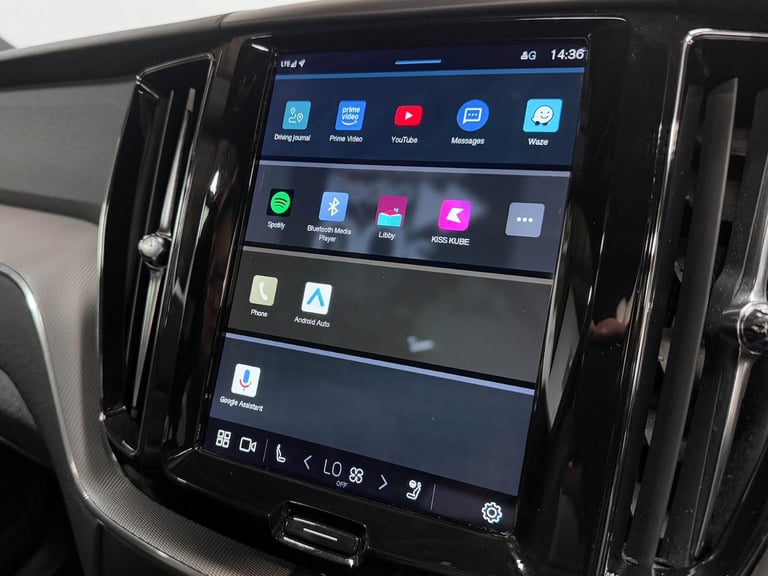 2021 Volvo XC60 R-Design Pro T8 AWD (390 hp) Auto ESTATE Petrol/Electric Hybrid Automatic