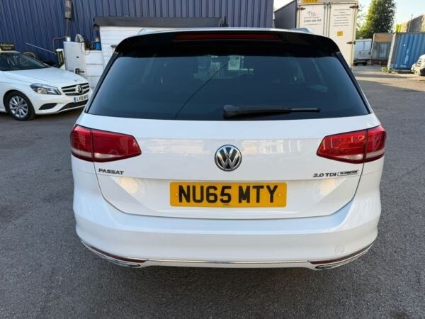 2015 Volkswagen Passat 2.0 TDI BlueMotion Tech R-Line 5dr, Euro 6 , No VAT ESTATE Diesel Manual