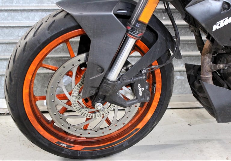 2023 73 KTM DUKE 125 ABS LEARNER LEGAL TRADE SALE 3K GREY/ORANGE NEW MOT RIDE