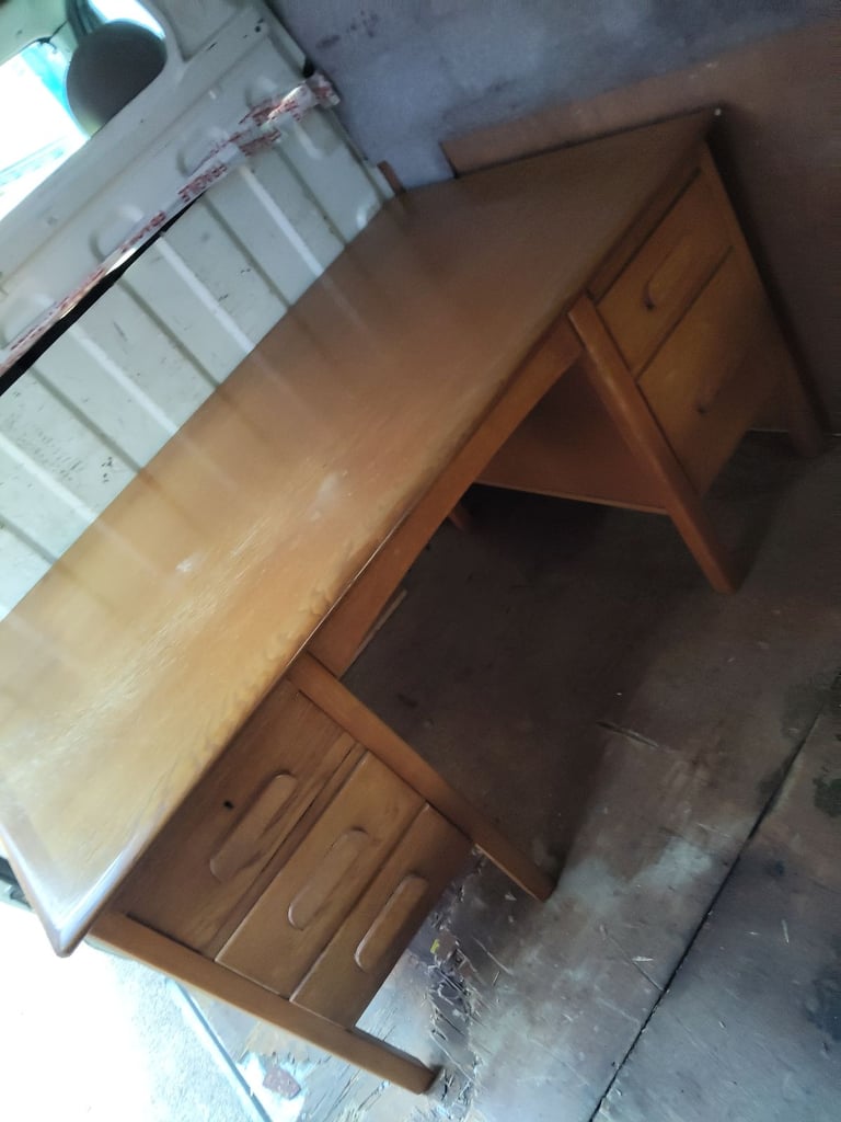 Old Oak teachers desk 