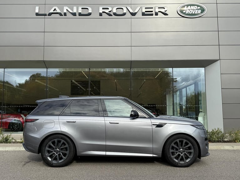2023 Land Rover Range Rover Sport 3.0 D300 MHEV Dynamic SE SUV 5dr Diesel Auto 4WD Euro 6 (s/s) (...