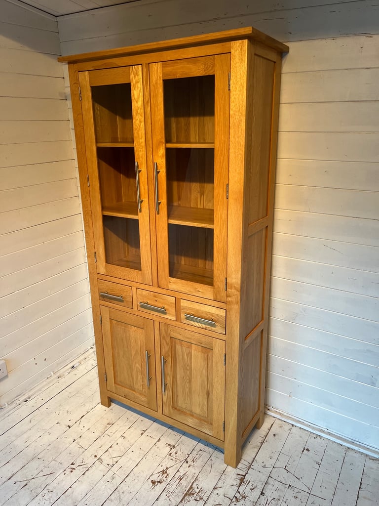 image for Oak Furniture Land display cabinet