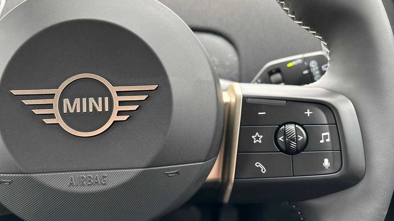2024 MINI Countryman 150kW E Classic 66kWh 5dr Auto Hatchback Electric Automatic