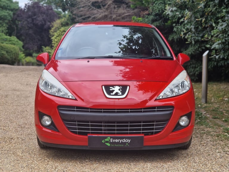2012 Peugeot 207 1.4 VTi Sportium [95] 5dr **ULEZ FREE** HATCHBACK Petrol Manual
