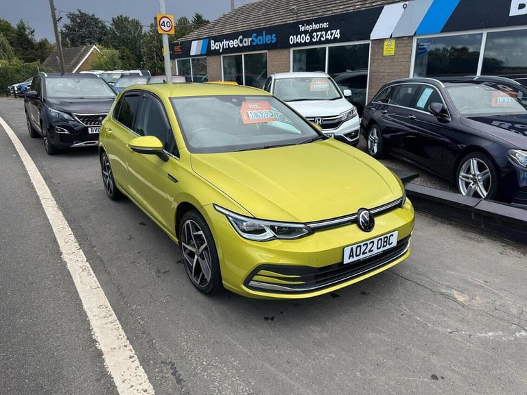 VOLKSWAGEN GOLF 1.5 eTSI MHEV Style Yellow Auto Petrol Hybrid 2022