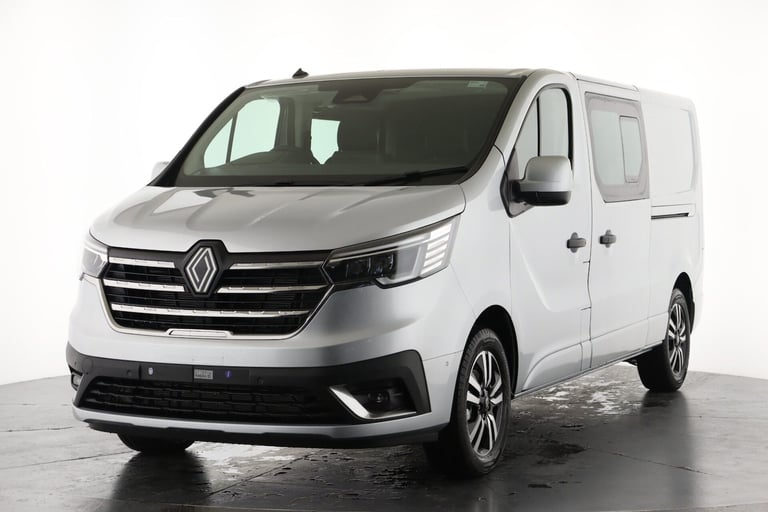 2025 Renault Trafic LL30 Blue dCi 170 ExtraSport[Safety] CrewVan Auto EAG9 Crew Van Diesel Automatic