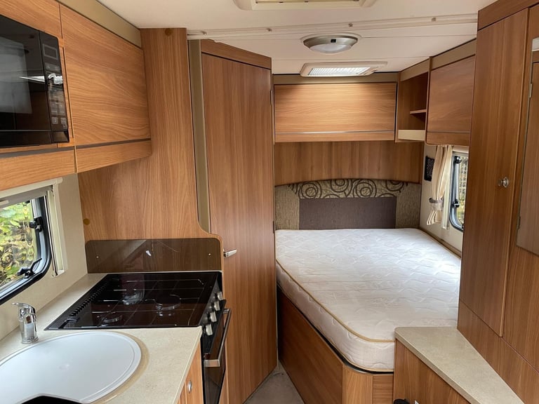 Swift Lifestyle 664 - 2012 - 4 Berth - Fixed Bed Motorhome For Sale