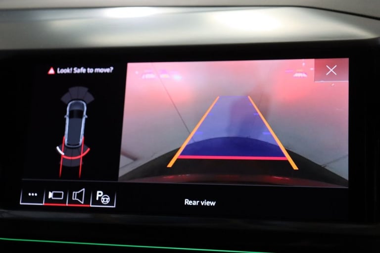 2023 Audi Q4 e-tron 35 S line SUV 5dr Auto 55kWh (APPLE CAR PLAY) ESTATE ELECTRIC Automatic