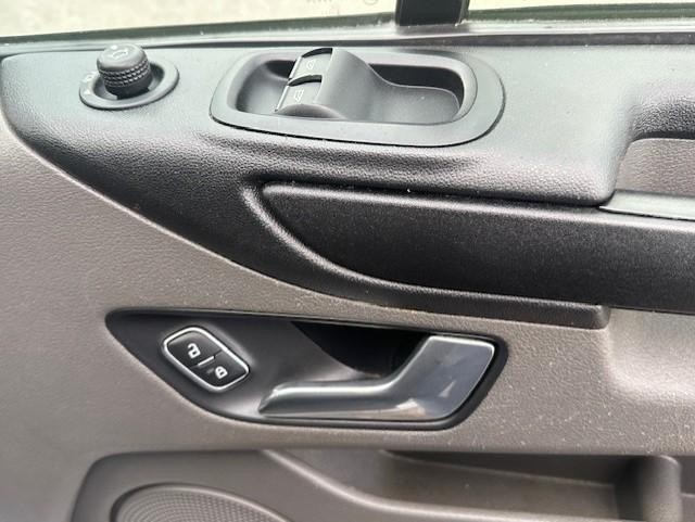 Ford Transit Custom 320 TREND ECOBLUE