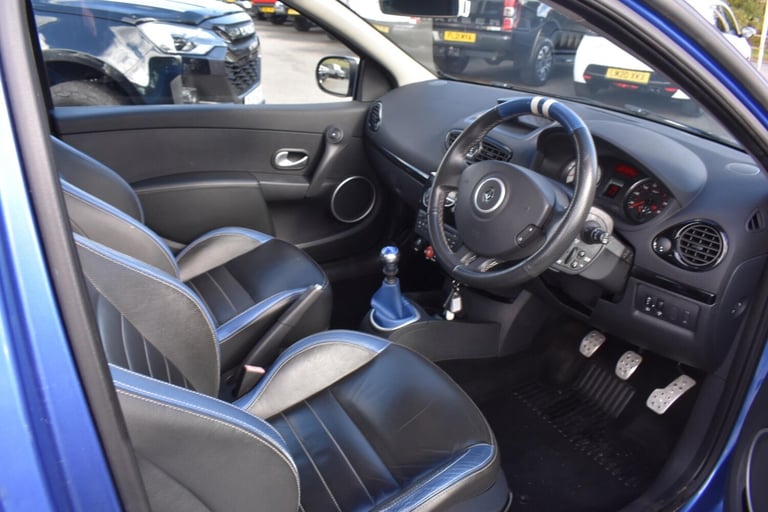 2011 Renault Clio 2.0 Gordini Euro 5 3dr HATCHBACK Petrol Manual