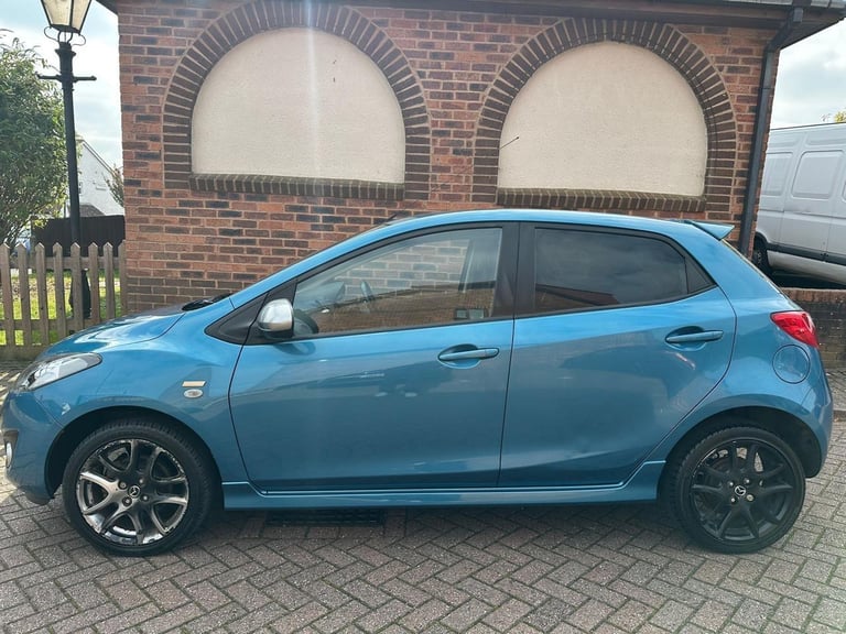 2014 Mazda Mazda2 1.3 Sport Venture Euro 5 5dr HATCHBACK Petrol Manual