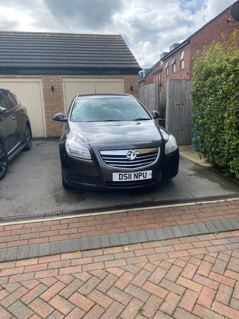 Vauxhall, INSIGNIA, Estate, 2011, Other, 1956 (cc), 5 doors