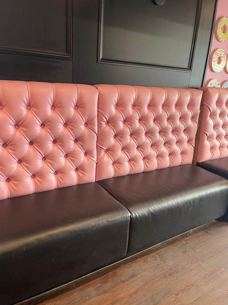 Total 6 seating (top quality) like new  Shop, restaurants, bar, barbershop, salon & takeaways