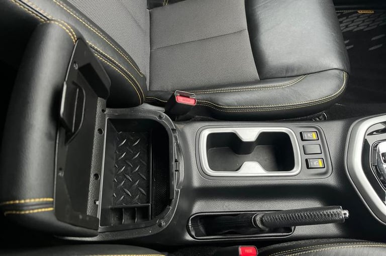 2019 Nissan Navara Double Cab Pick Up N-Guard 2.3dCi 190 TT 4WD Auto PICK UP DIESEL Automatic