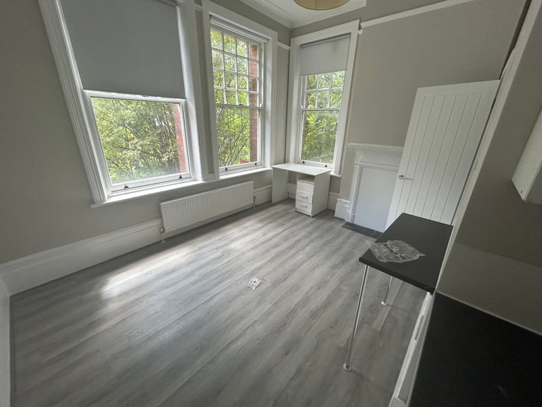 Selection of Studio Flats to Rent in Hornsey Lane N6 - DSS Accepted