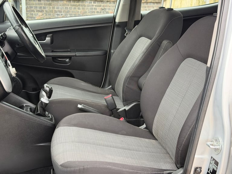 2011 Kia Venga 1.4 CRDi EcoDynamics 2 5dr HATCHBACK Diesel Manual - Image 18