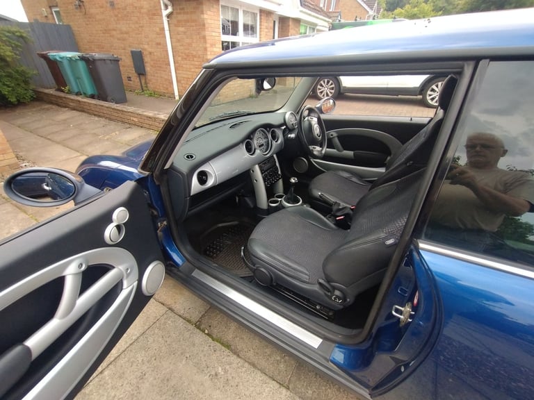 Mini, HATCHBACK, Hatchback, 2001, Manual, 1598 (cc), 3 doors