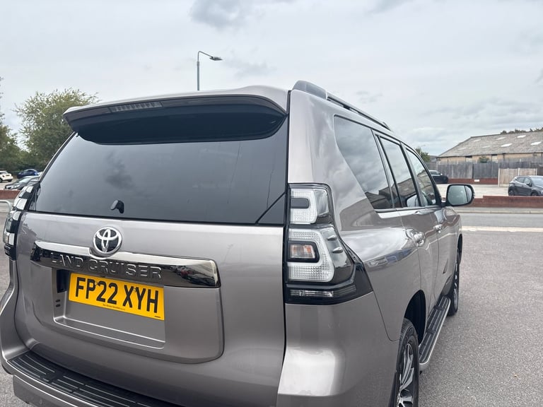 2022 Toyota Land Cruiser 2.8 D-4D 204 Invincible 5dr Auto 7 Seats Station Wagon DIESEL Automatic