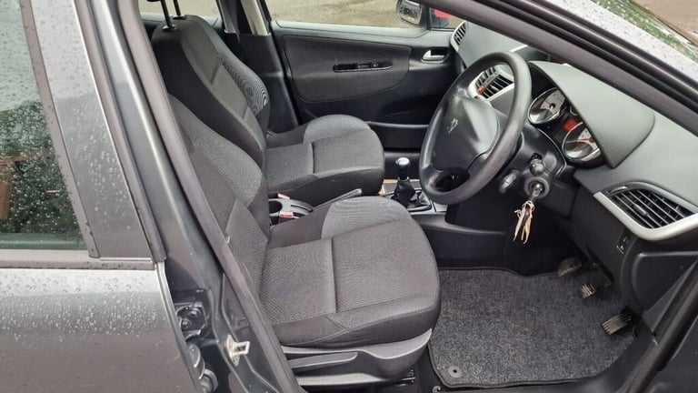 2010 Peugeot 207 1.4 Millesim Hatchback 5dr Petrol Manual Euro 5 (75 ps) Hatchback Petrol Manual
