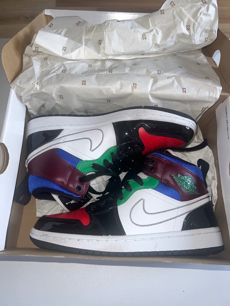 image for Women air Jordan 1 mid 