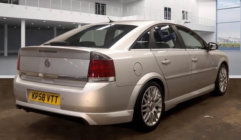 2009 Vauxhall Vectra 2.2i 16v SRi 5dr HATCHBACK Petrol Automatic