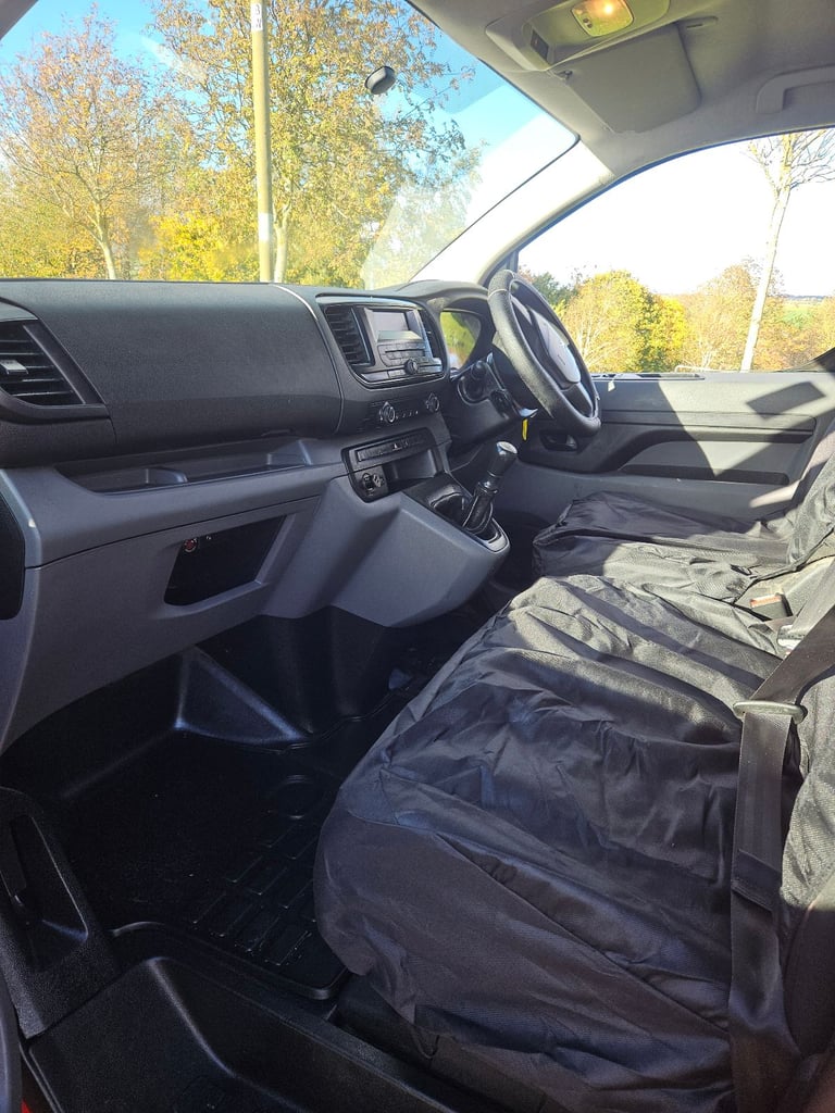 18/ reg Peugeot expert 1.6 hdi lwb fsh 1 owner sim vivaro trafic vito custom scudo dispatch lez comp