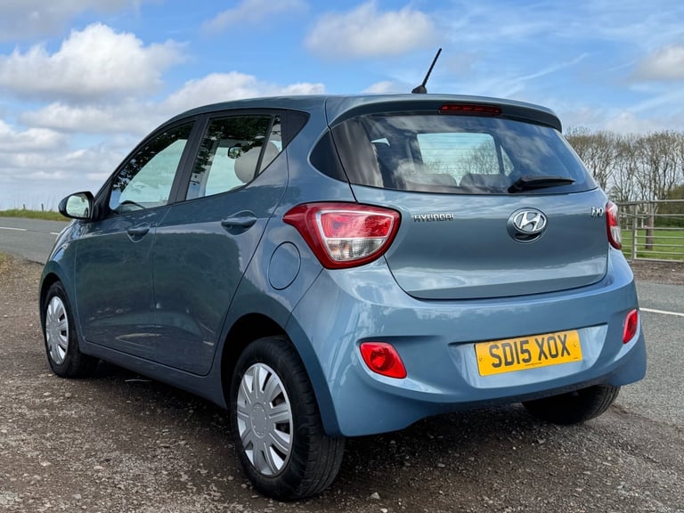 LOW MILEAGE + 2 KEYS
