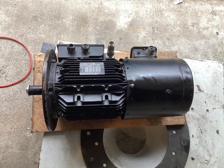 Leroy Somer LSMV100L T Metric Motor 230-480VAC 1745RPM 2.64kW, 3ph motor RRP £2800