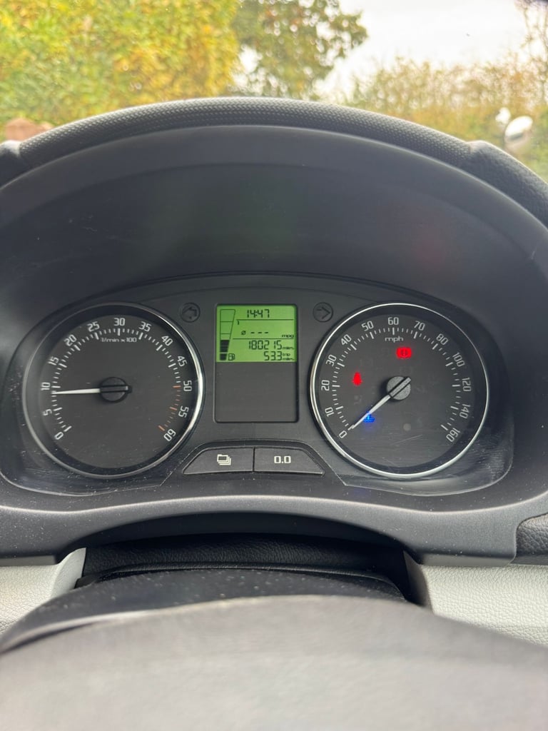 Skoda, FABIA, Estate, 2011, Manual, 1199 (cc), 5 doors