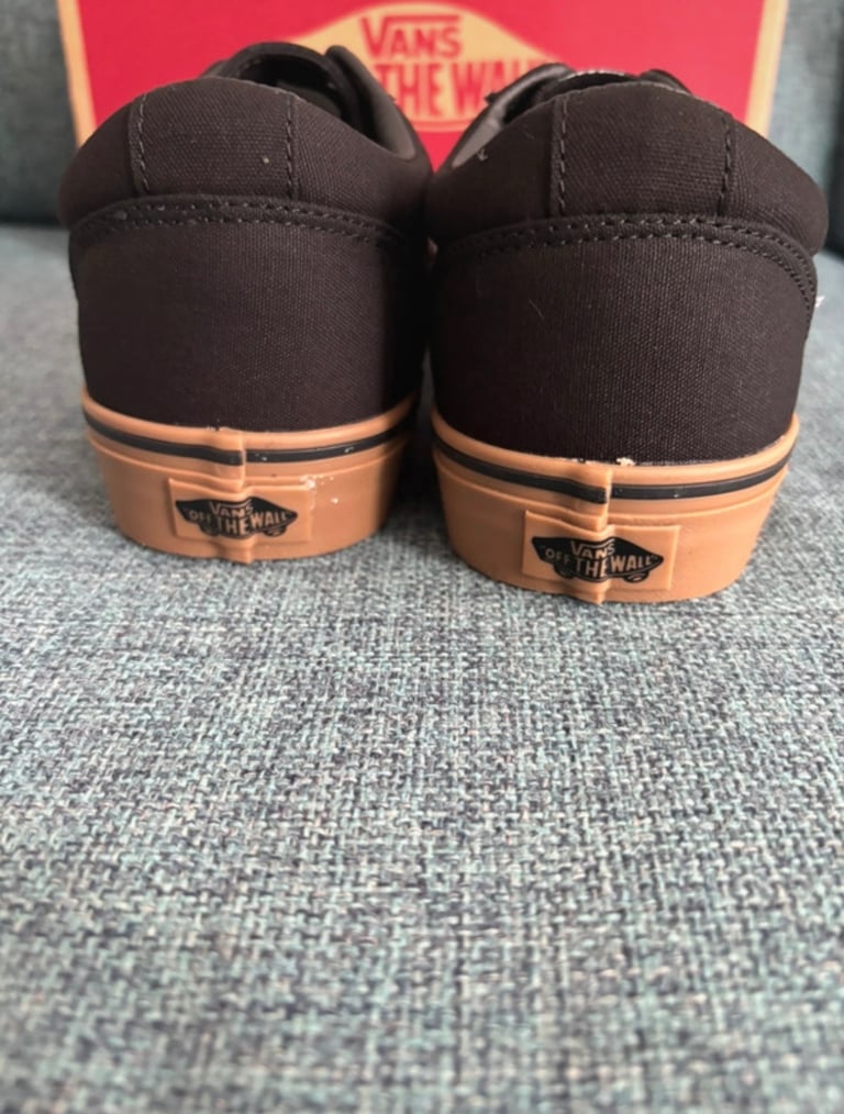 Vans men’s ward black/gum canvas trainers uk9 NEW!