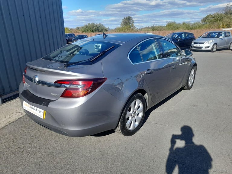 2016 Vauxhall Insignia 1.6 CDTi ecoFLEX Tech Line Hatchback 5dr Diesel Manual Euro 6 (s/s) (136 p...
