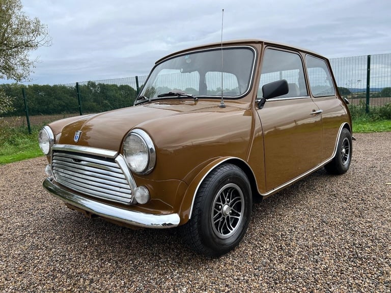 ROVER MINI 1.0 MANUAL CLASSIC 1980s AUSTIN MINI * 10" COSMIC WHEELS