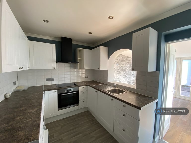 3 bedroom house in Northumberland Crescent, Feltham, TW14 (3 bed) (#2641193)