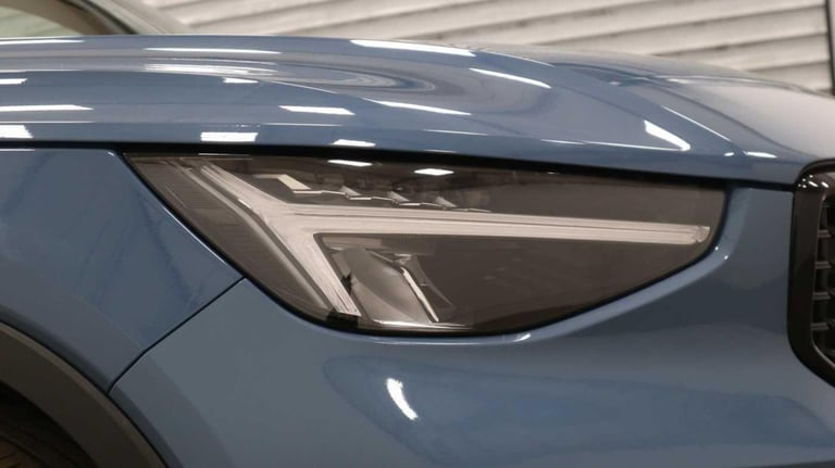 2024 Volvo XC40 2.0 B3 MHEV Plus DCT Auto Euro 6 (s/s) 5dr ESTATE Petrol/Electric Hybrid Automatic