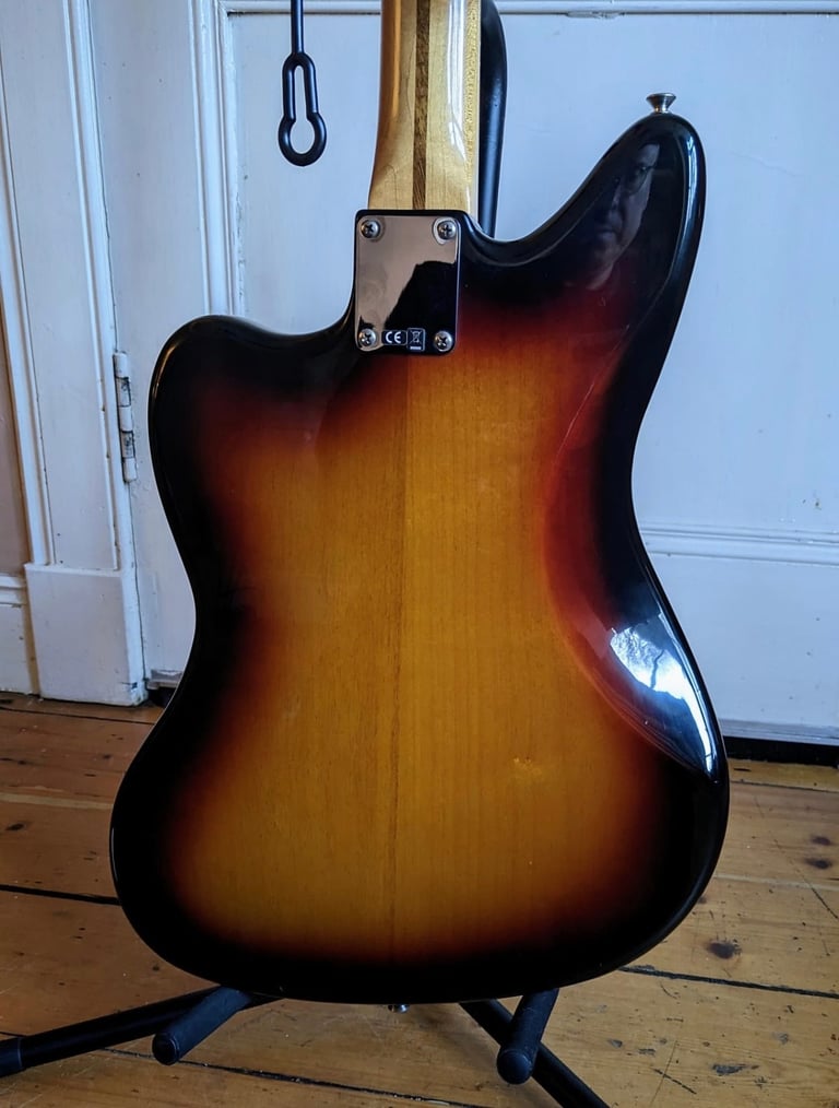 Fender Jaguarillo (2013) - 3 Color Sunburst