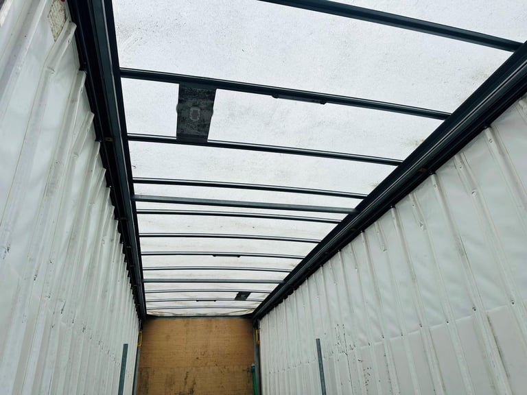 2023 (23) IVECO S-WAY 400 CNG 6X2 REAR LIFT STEER AXLE CURTAINSIDERS