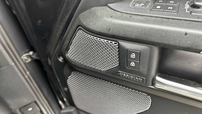 2022 Land Rover Defender 5.0 P525 V8 Carpathian Edition 90 3dr Auto ESTATE PETROL Automatic