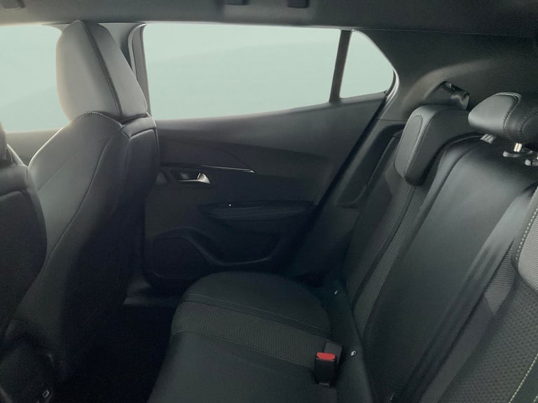 2023 Peugeot E-2008 50kWh GT SUV 5dr Electric Auto (7kW Charger) (136 ps) - LED - REVERSE CAM - S...