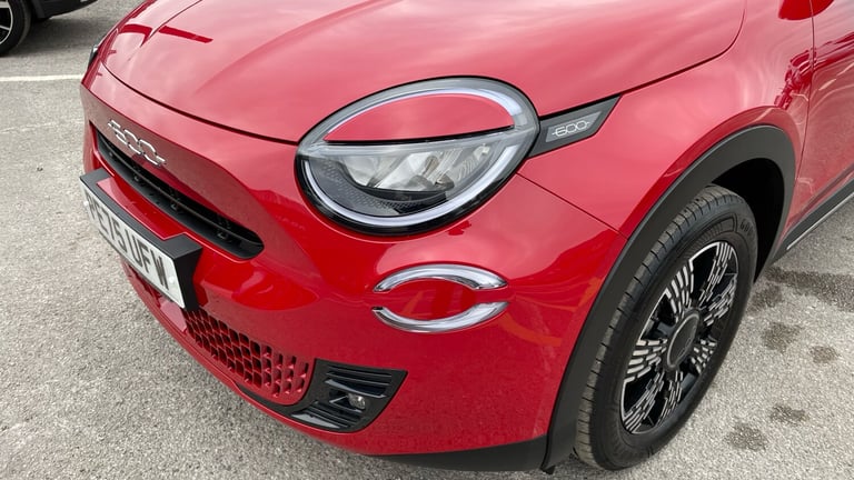 2025 Fiat 600 1.2 MHEV SUV 5dr Petrol Hybrid e-DCT Euro 6 (s/s) (100 ps) SUV Hybrid Automatic