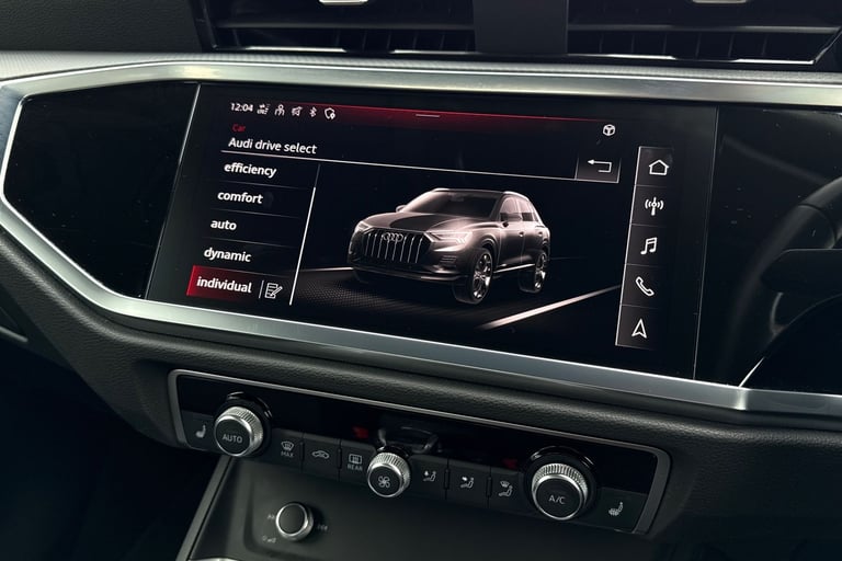 2023 Audi Q3 Technik 35 TFSI  150 PS S tronic SUV PETROL Automatic